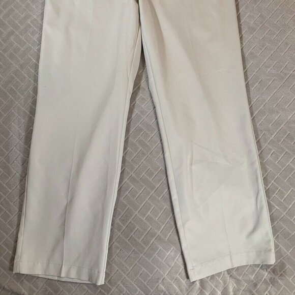 Gallaway Mens 34x30 Chino Pants Beige Straight Leg Mid Rise Golf Athletic - Picture 3 of 11